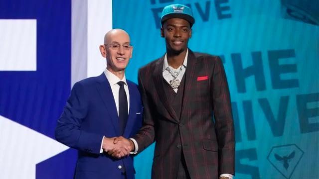 开云体育官网-【新秀列传】榜眼秀来自运动之家，豪言带队进总决赛